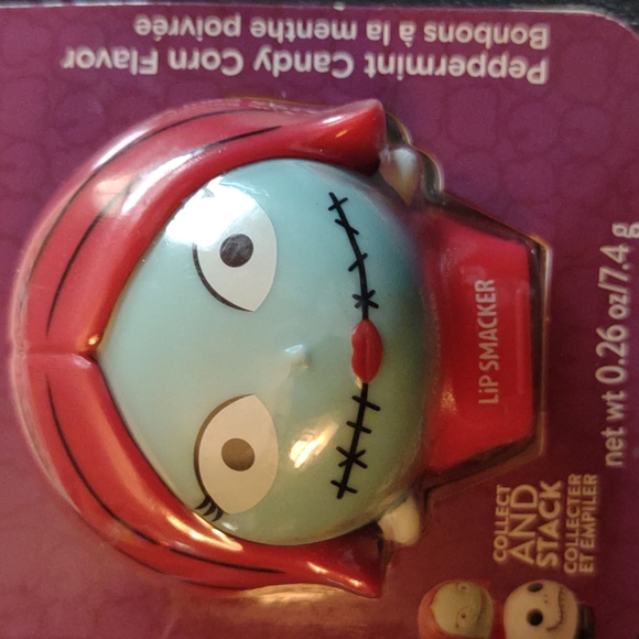🎃🎄NWT🎃🎄 Nightmare Before Christmas Sally Lip Smacker👄 - Picture 4 of 6